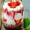 Erdbeer-Joghurt-Crumble