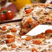 Salami-Champignon-Pizza