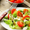 Zucchini-Sellerie-Salat mit Mozzarella