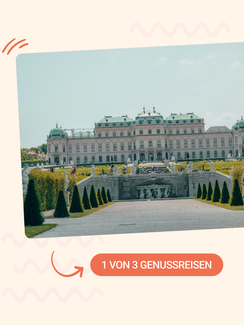 Das Bild zeigt ein prachtvolles Schloss mit historischen Architekturdetails, umgeben von gepflegten Gärten und Statuen. Am unteren Bildrand steht der Text „1 von 3 Genussreisen“.