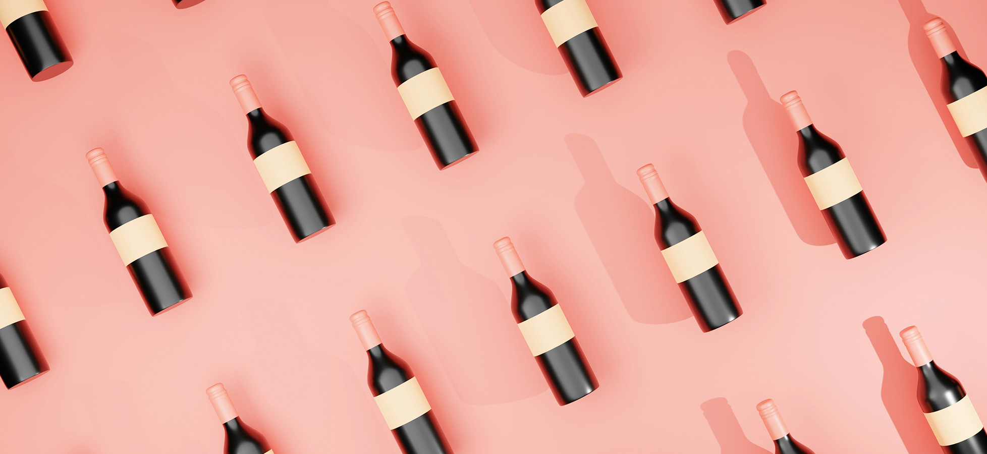 Eine flache Anordnung von Weinflaschen mit schwarzen Flanken und hellen Etiketten auf einem rosa Hintergrund. Die Flaschen sind gleichmäßig verteilt und werfen leichte Schatten, was eine harmonische und stilvolle Darstellung schafft.