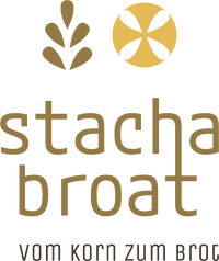 Logo von "stacha broat" mit dem Slogan "vom Korn zum Brot". Das Design enthält stilisierte Pflanzen- und Brotsymbole.