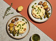 Image of Mini Fladen mit Raclettekäse und Kräuteröl