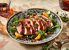 Image of Winterlicher Feldsalat mit Glühweindressing und Entenbrust