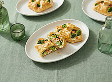 Image of Brokkoli Lachs Taschen