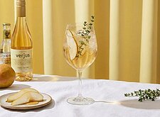 Image of Verjus Tonic mit Birne