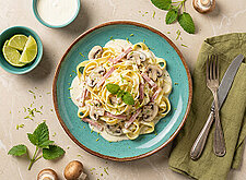 Image of Bandnudeln in Limettensahne