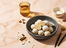 Image of Pistazien Mandel Bällchen