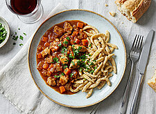 Image of Putenragout mit Dinkelspätzle