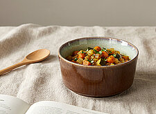 Image of Tajine mit Zucchini und Karotten
