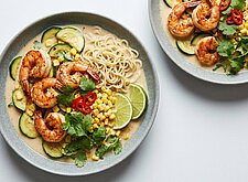 Image of Ramen mit Garnelen und Kokos-Limette