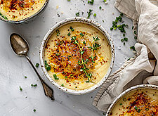 Image of Bergkäsesuppe mit Safranfäden