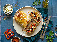 Image of Hackfleischstrudel mit Schafskäse