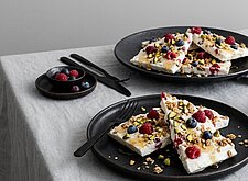 Image of Frozen Joghurt Bark mit Beeren