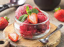 Image of Erdbeer-Minze-Sorbet