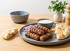 Image of Cevapi mit Fladenbrot