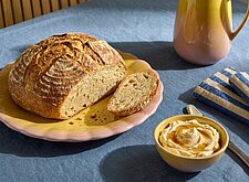 Image of Bierbrot mit Ahornbutter