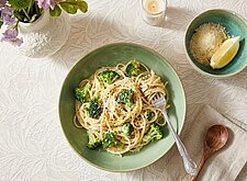 Image of Cremige Pasta mit Brokkoli und Parmesan