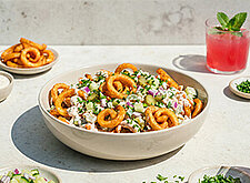 Image of Curly Fries Salat