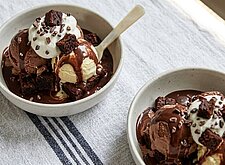 Image of Schokobecher mit Brownie Crunch
