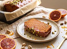 Image of Blutorangenkuchen mit Pistazien