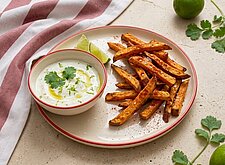 Image of Süßkartoffel Fries mit Limettenjoghurt