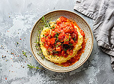 Image of Käsepolenta mit Tomaten