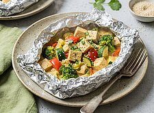 Image of Tofu und Gemüse aus der Folie