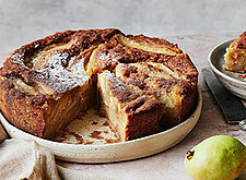 Image of Quittenkuchen mit Brötchen-Milch-Boden