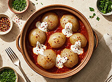 Image of Gefüllte Zwiebeln mit Hack & Gemüse