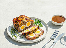 Image of Oster Hackbraten mit Ei