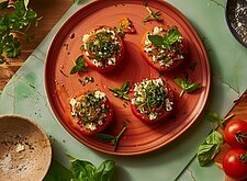 Image of Gefüllte Tomaten mit Frischkäse