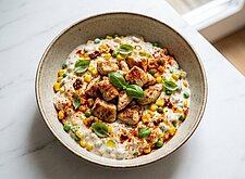 Image of Hühnerbrust Quark Bowl mit Mais
