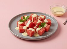 Image of Wassermelone mit Vanillesauce