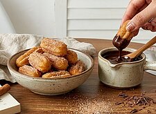 Image of Mini-Churros mit Schoko-Dip
