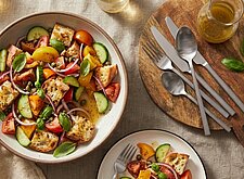 Image of Panzanella mit Tomaten und Brot