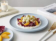 Image of Winterlicher Salat mit Kohlrabi, Orange und Radicchio