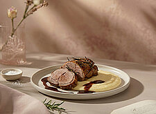 Image of Lammbraten mit Rosmarin gespickt
