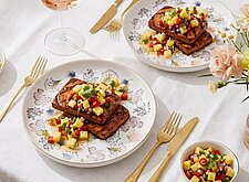 Image of Räuchertofu mit Ananas-Salsa