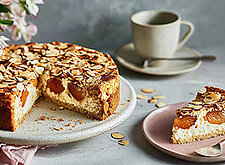 Image of Aprikosenkuchen mit Mascarpone