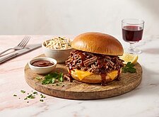 Image of BBQ Beef Sandwich mit Pulled Rind
