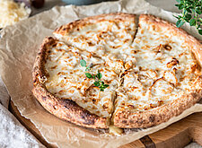 Image of Chicken Cheese Pizza