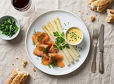 Image of Spargel mit Räucherlachs