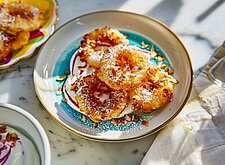 Image of Gebackene Ananas mit Mandelsahne
