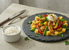 Image of Marinierte Putenbruststreifen in Currysahne-Sauce