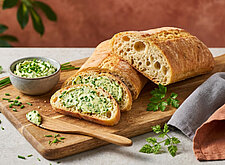 Image of Schnittlauch Ciabatta mit Kräuterbutter