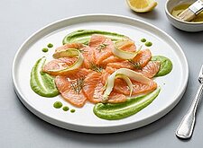 Image of Lachs-Carpaccio mit Spargelpüree