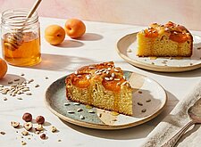 Image of Aprikosenkuchen mit Honig