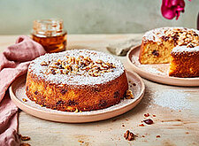 Image of Polentakuchen mit Nüssen
