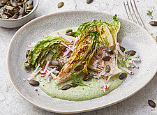 Image of Gegrillter Salat mit Kräuterdressing
